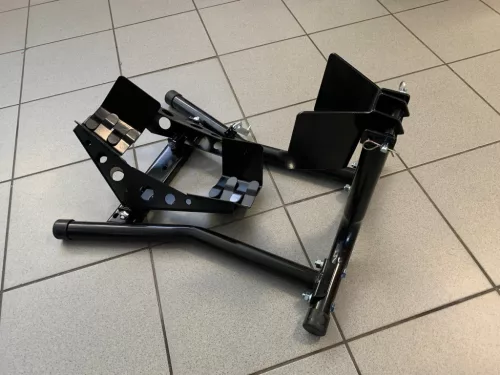 Első kerék rögzítő motorhoz